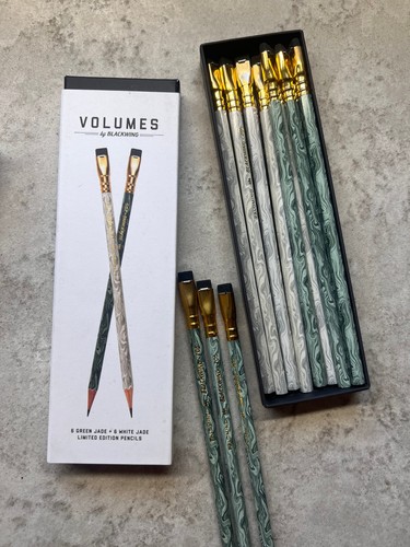 Box bundle blackwing volume - 2,